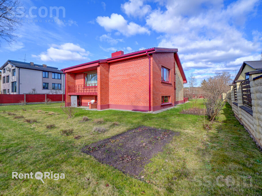 Daugavpils, Ogre un raj., Ogre — maja