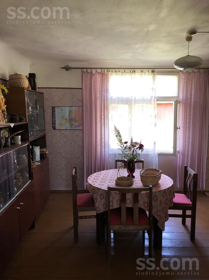 Dārza iela 13, Vecbāta, Liepāja un raj., Vaiņodes pag. — maja