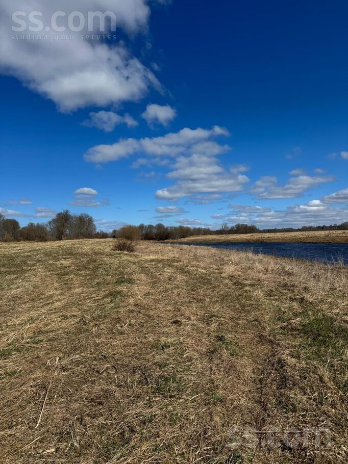 Ventas Lāči, Vēršmuiža, Kuldīga un raj., Skrundas l. t. — zeme