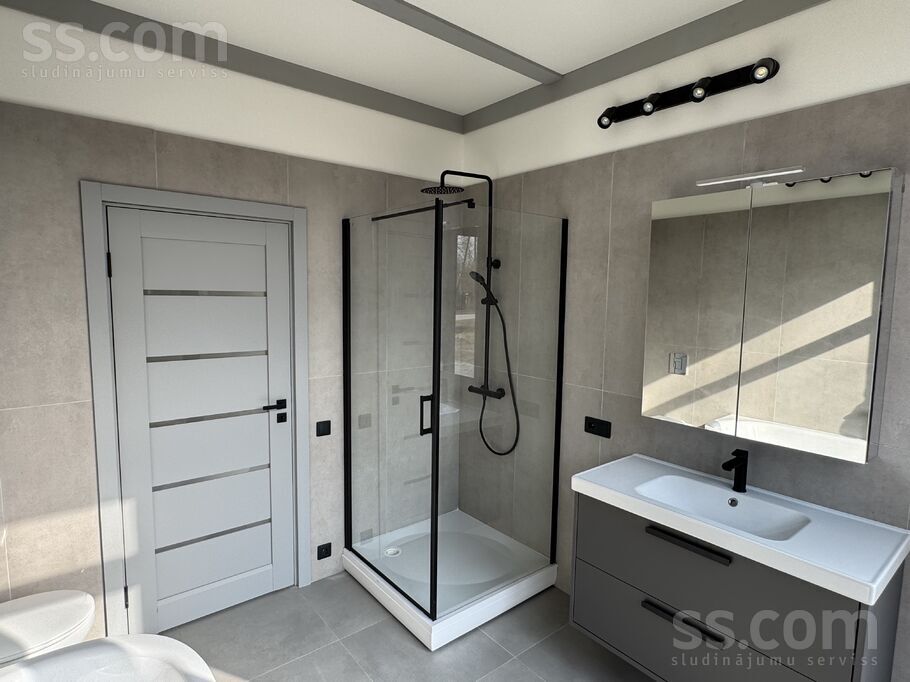 Matīsa iela 28, Ozolnieki, Jelgava un raj., Ozolnieku pag. — maja