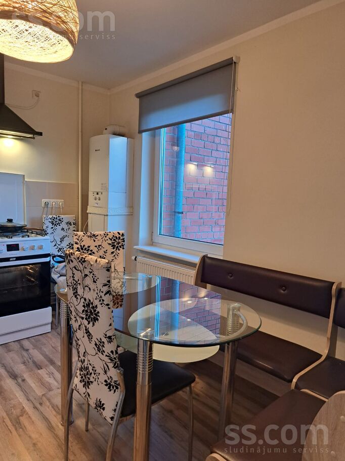 Skolas 2, Zirņi, Saldus un raj., Zirņu pag. — dzivoklis