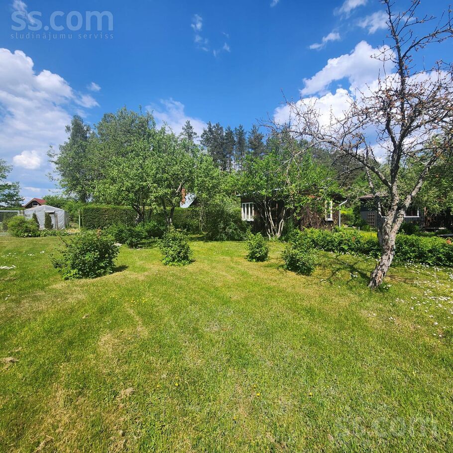 Pūpoli 1-71, Valmiera un raj., Brenguļu pag. — maja