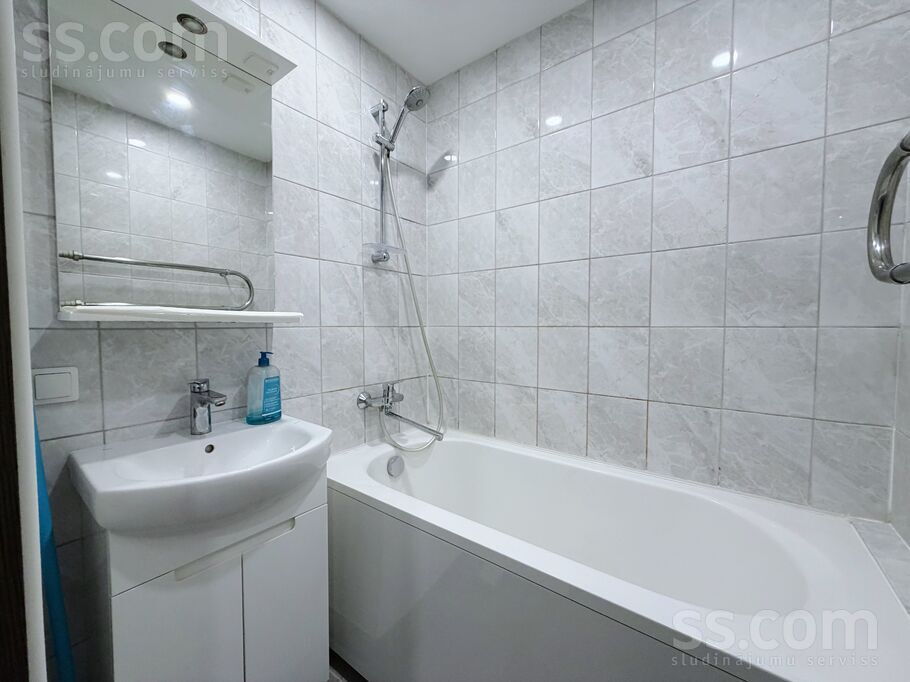 Baltezera 2, Rīga — dzivoklis