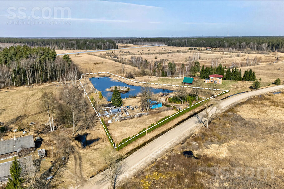 Vakarvēji, Skujnieki, Rīgas rajons, Ķekavas pag. — zeme