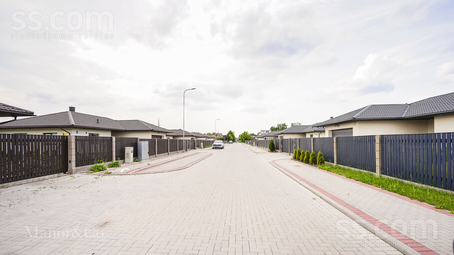 Ērgļu 1, Dreiliņi, Rīgas rajons, Stopiņu nov. — maja