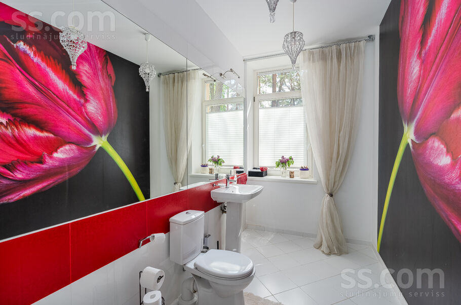 Poruka, Rīga — maja