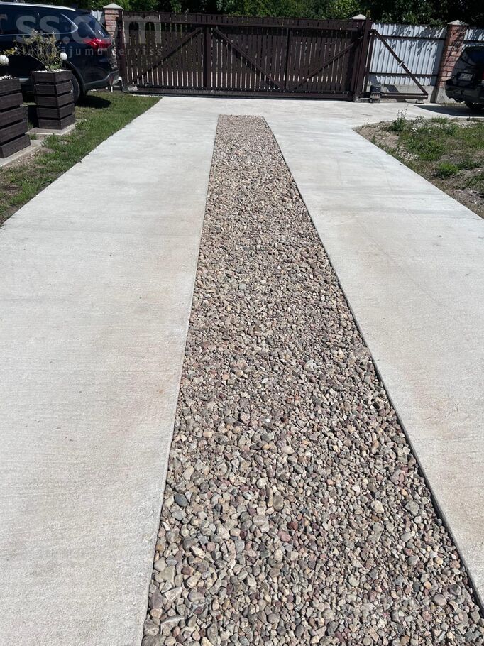 Pirmā iela 1a/2a, Šķēde, Liepāja un raj., Medzes pag. — maja