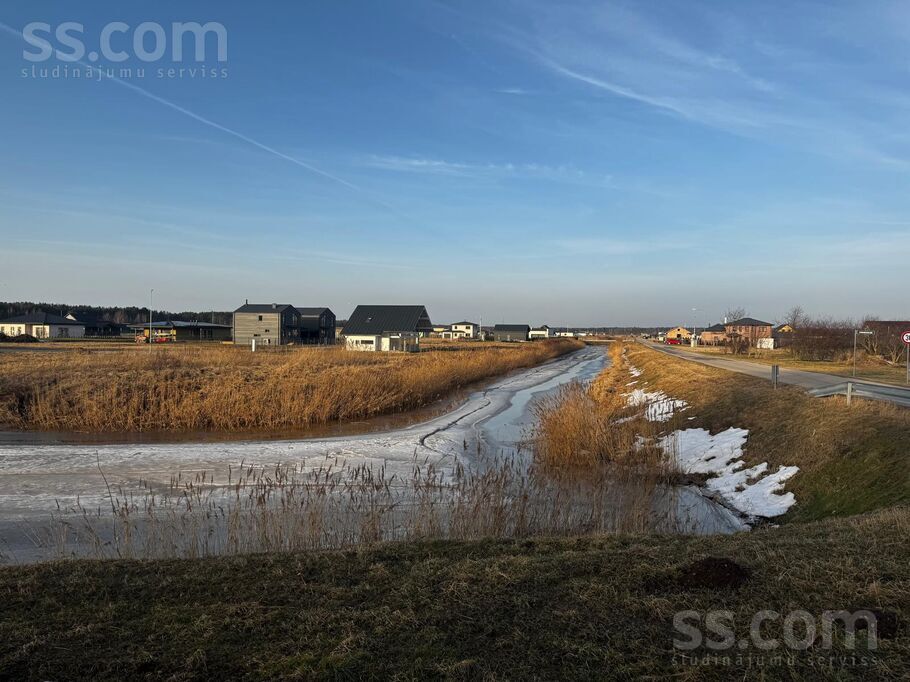 Bērziņu iela 5, Kalngale, Rīgas rajons, Carnikavas nov. — zeme