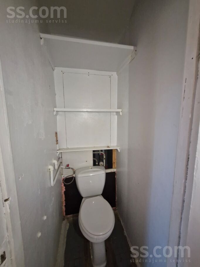 Viršu 8, Liepāja un raj., Liepāja — dzivoklis