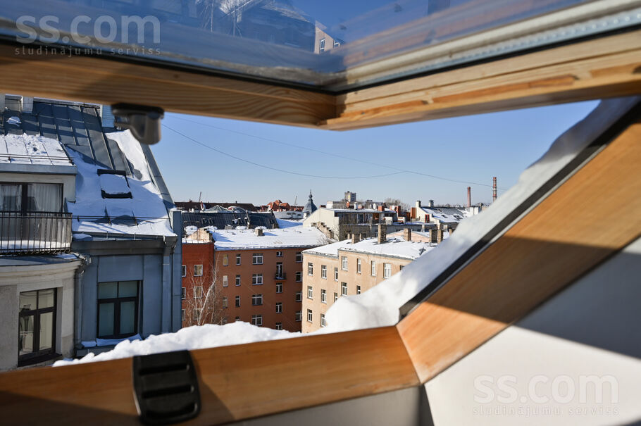 Pulkv. Brieža 7, Rīga — dzivoklis