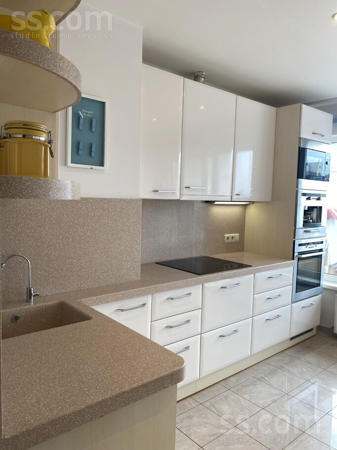 Anniņmuižas 13, Rīga — dzivoklis