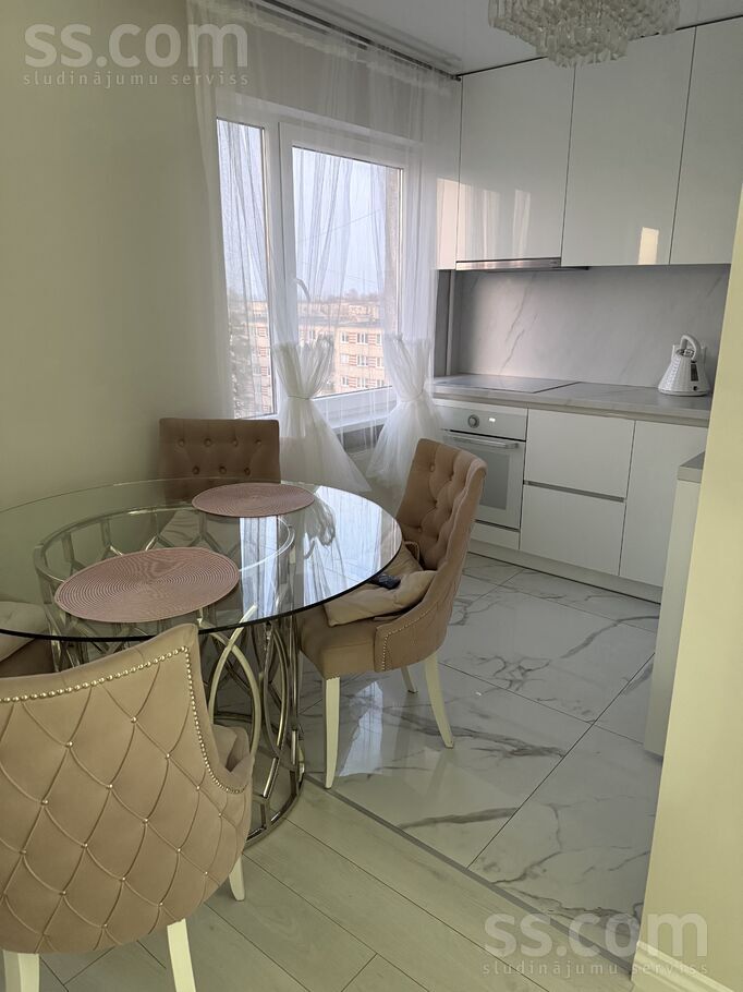 Skolas 65b, Jūrmala — dzivoklis