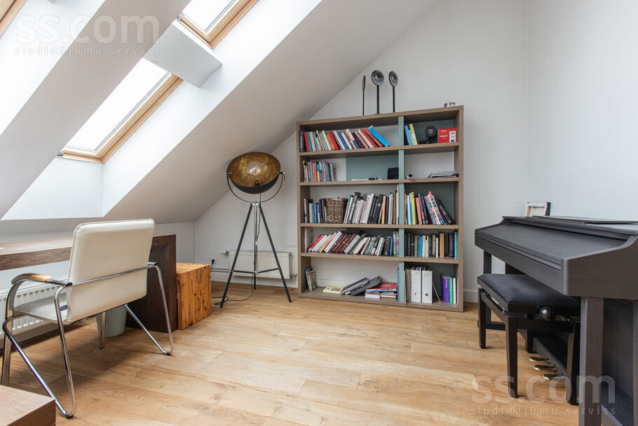 Pulkv. Brieža 7, Rīga — dzivoklis