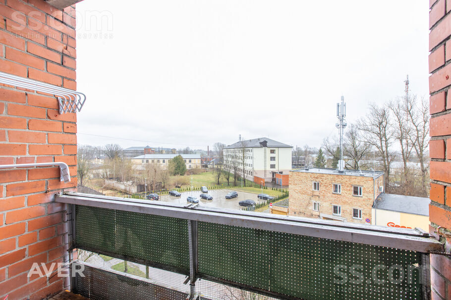 Asteru 4, Jelgava un raj., Jelgava — dzivoklis