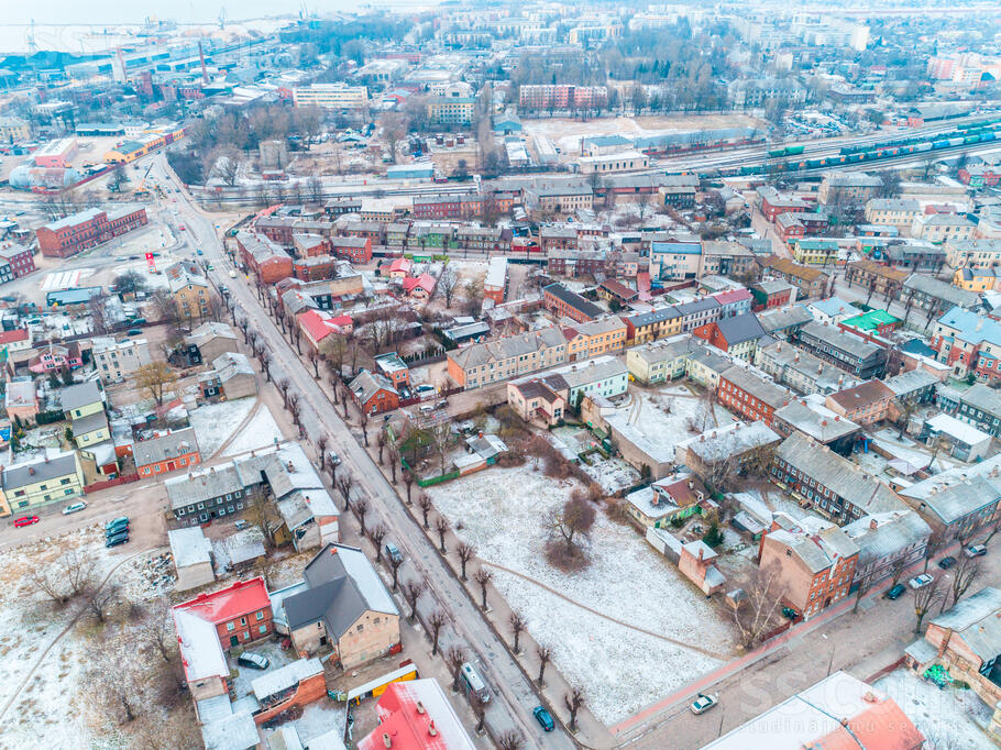 Raiņa 38/40, Liepāja un raj., Liepāja — zeme