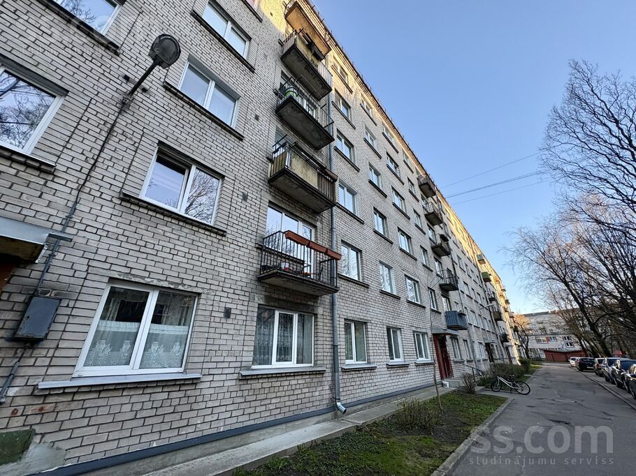 Zirņu 4, Rīga — dzivoklis