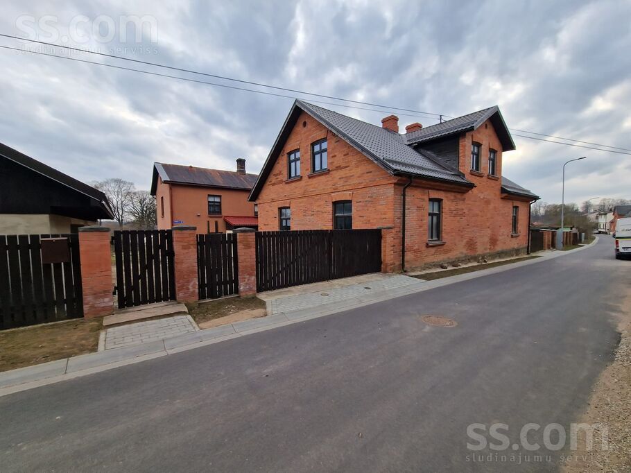 Kalna iela 4, Tukums un raj., Tukums — maja