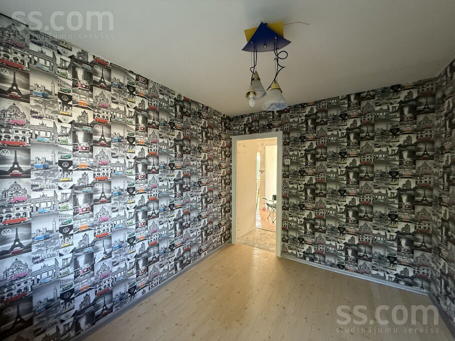 Viesturu 13, Sala, Jēkabpils un raj., Salas pag. — dzivoklis