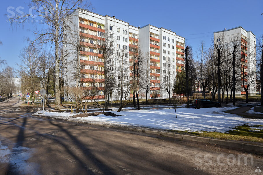 Ausekļa prospekts 10, Ogre un raj., Ogre — dzivoklis