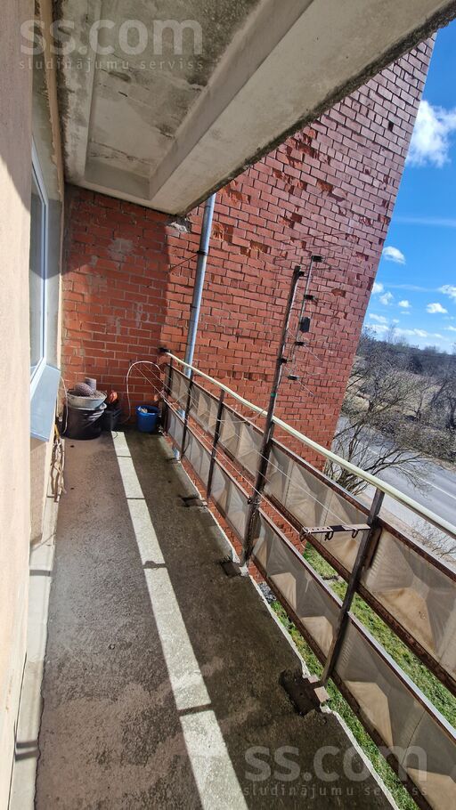 Rīgas 57, Valmiera un raj., Rūjiena — dzivoklis
