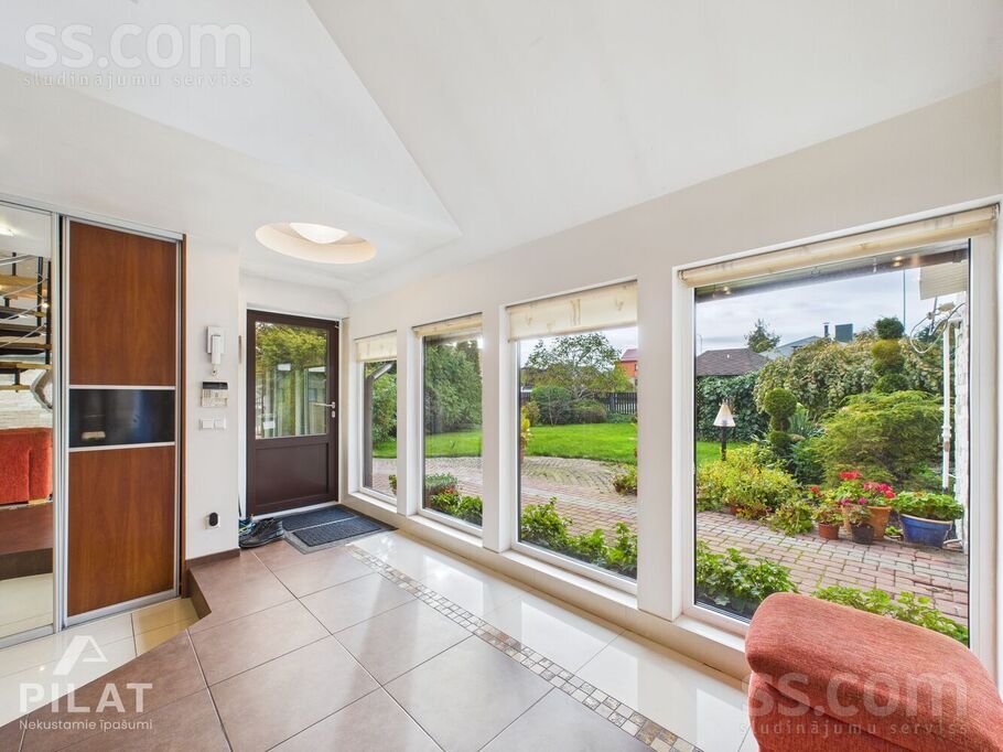 Ābeļu iela 3, Liepāja un raj., Liepāja — maja