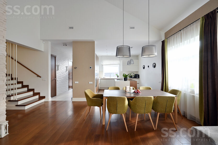 Maijrožu iela 4, Sunīši, Rīgas rajons, Garkalnes nov. — maja