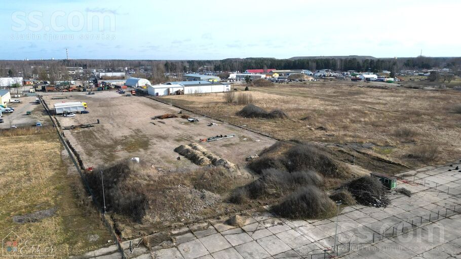 Vējstūru 36, Rīga — zeme