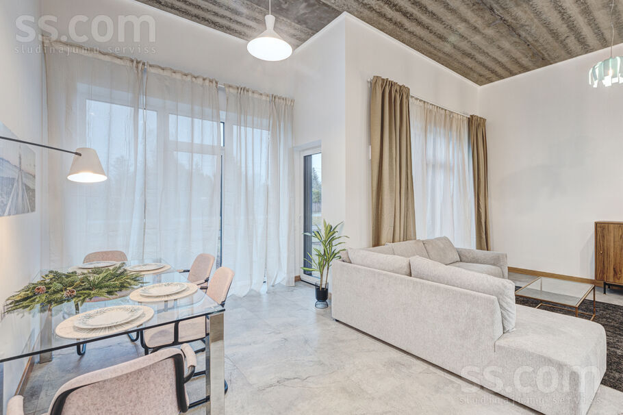 Rītausmas iela 1, Mārupe, Rīgas rajons, Mārupes pag. — maja