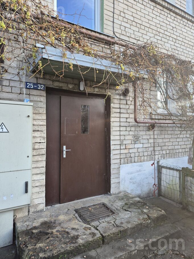 Aplokciema 20, Rīga — dzivoklis