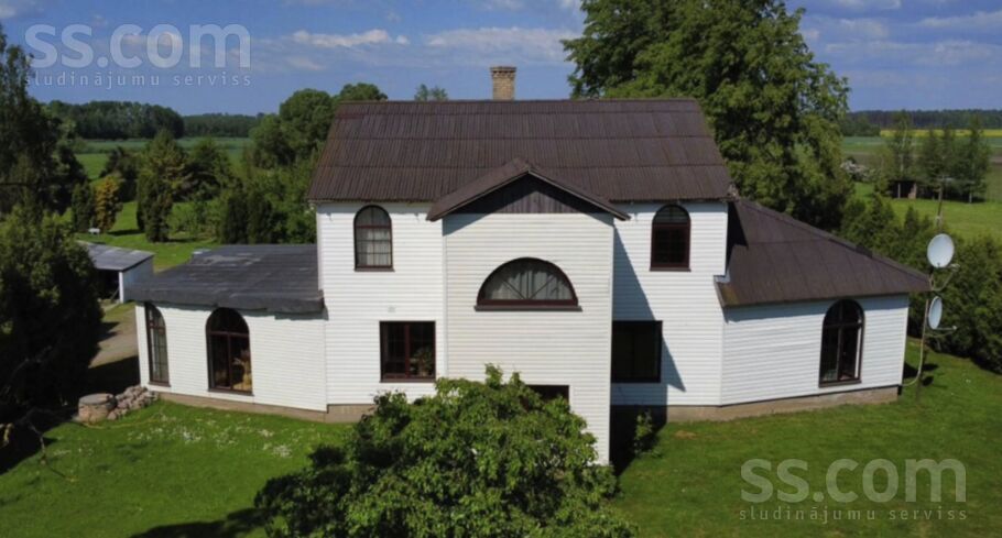 Bērze (Rozenbites), Bērze, Dobele un raj., Bērzes pag. — maja