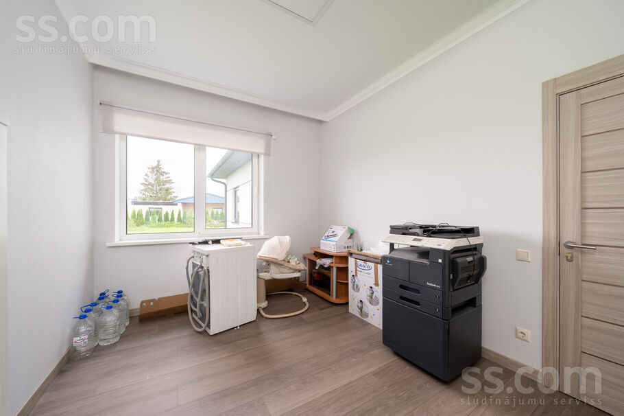 Silaputniņu iela, Mārupe, Rīgas rajons, Mārupes pag. — maja