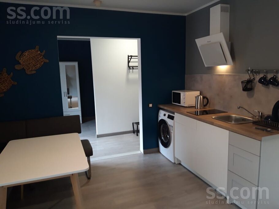 Vaļņu 41, Rīga — maja