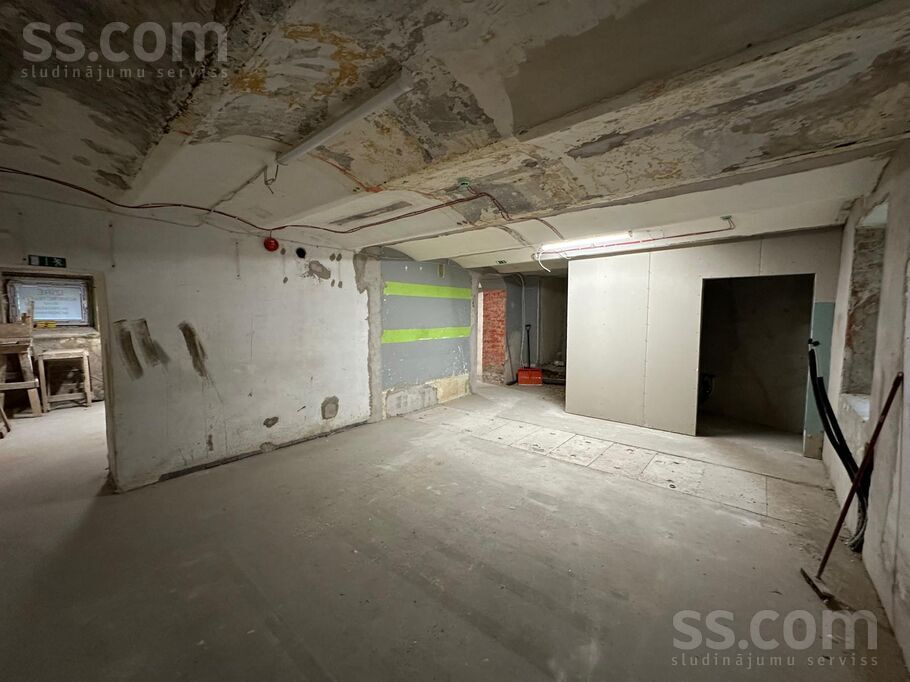 Lāčplēša 24, Rīga, centrs — telpa