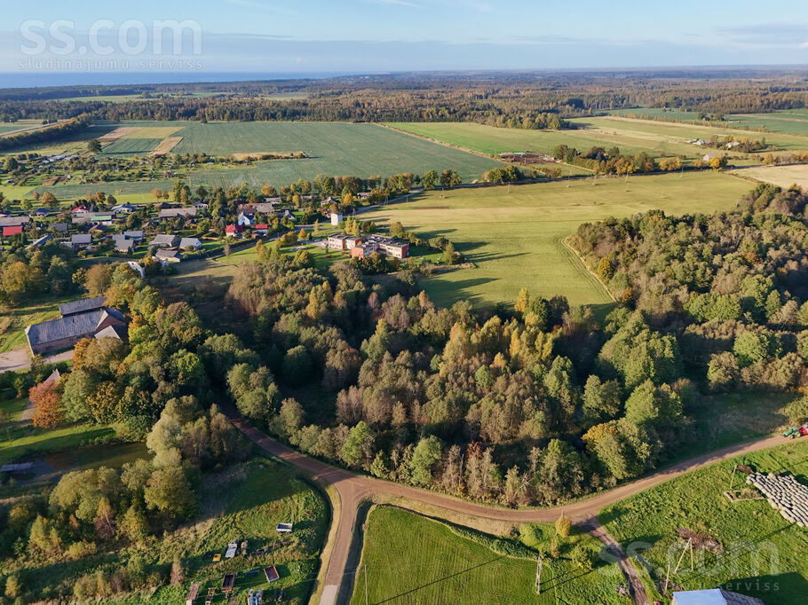 Dārza 24a, Limbaži un raj., Salacgrīva — zeme