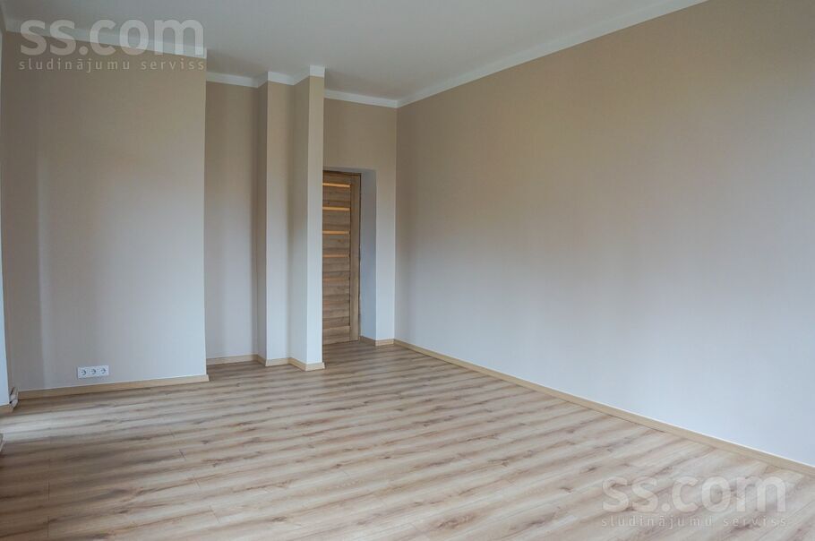 Dārza iela 5, Nākotne, Jelgava un raj., Glūdas pag. — dzivoklis