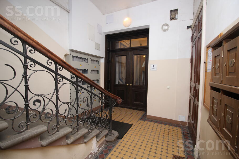 Meierovica bulv. 4, Rīga — dzivoklis