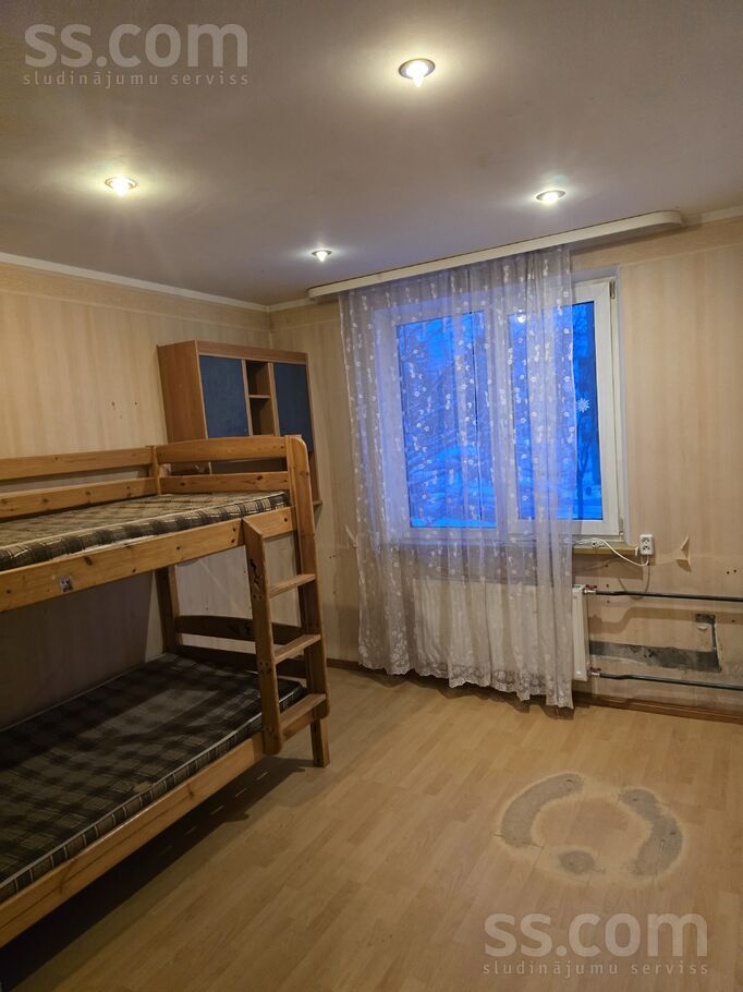 Zilokalnu prospekts 24-41, Ogre un raj., Ogre — dzivoklis