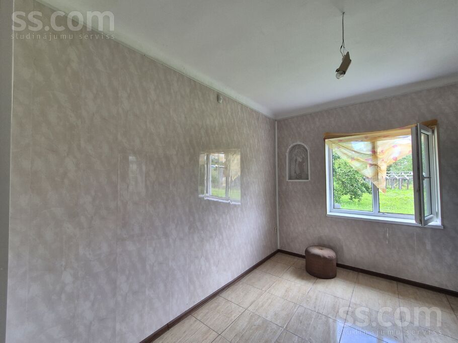 Embūtes, Ventspils un raj., Ventspils — maja