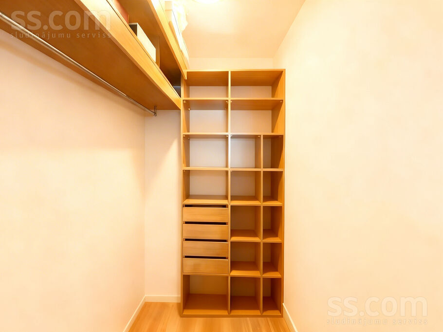 Astras 8 k-1, Rīga — dzivoklis