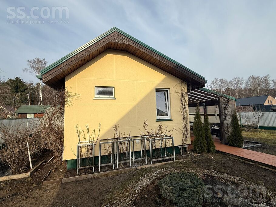 Medus iela 21, Garupe, Rīgas rajons, Carnikavas nov. — maja