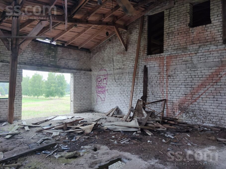 Kalna Jaunzemi, Valmiera un raj. — telpa