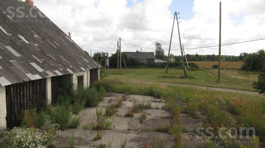 Bernāti, Bernāti, Liepāja un raj., Nīcas pag. — zeme