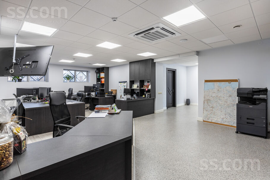 Sadovņikova 21, Rīga — birojs