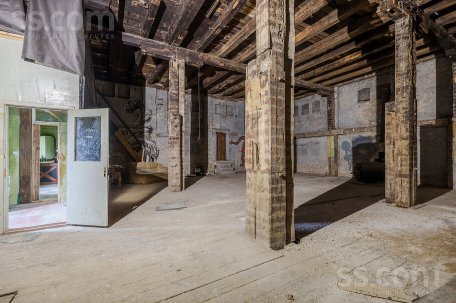 Brivibas iela 23, Liepāja un raj., Liepāja — maja