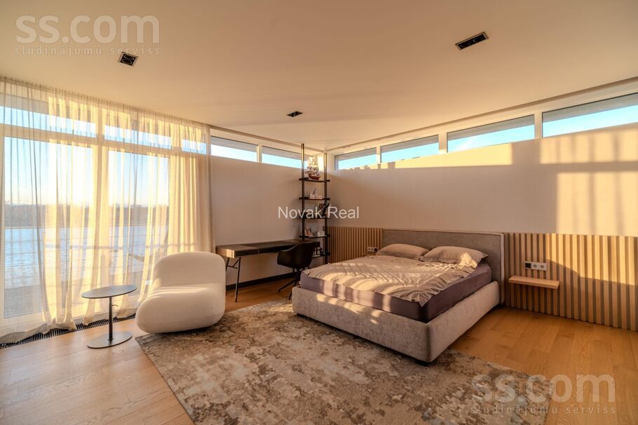 Laipu iela 2, Jūrmala — maja