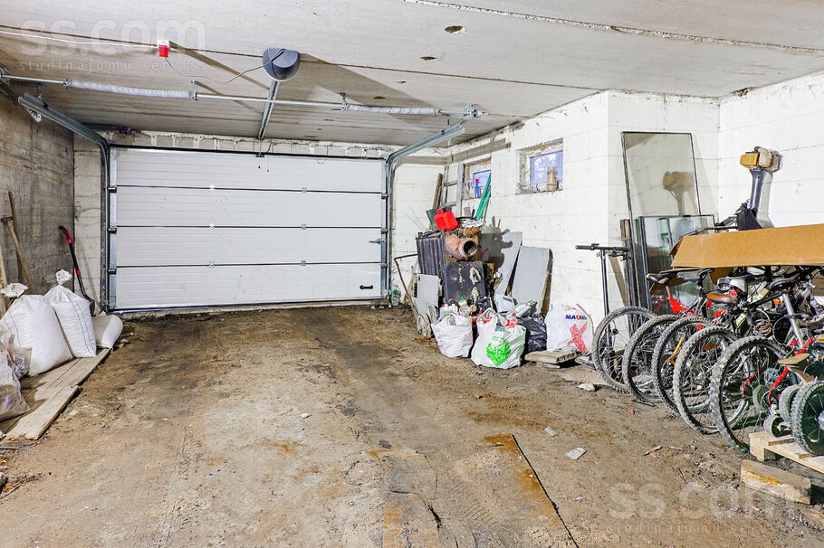 Grāvja iela 1, Rīgas rajons, Saulkrasti — maja