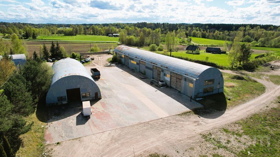 Dāboliņi b/n, Cēsis un raj., Raunas pag. — telpa