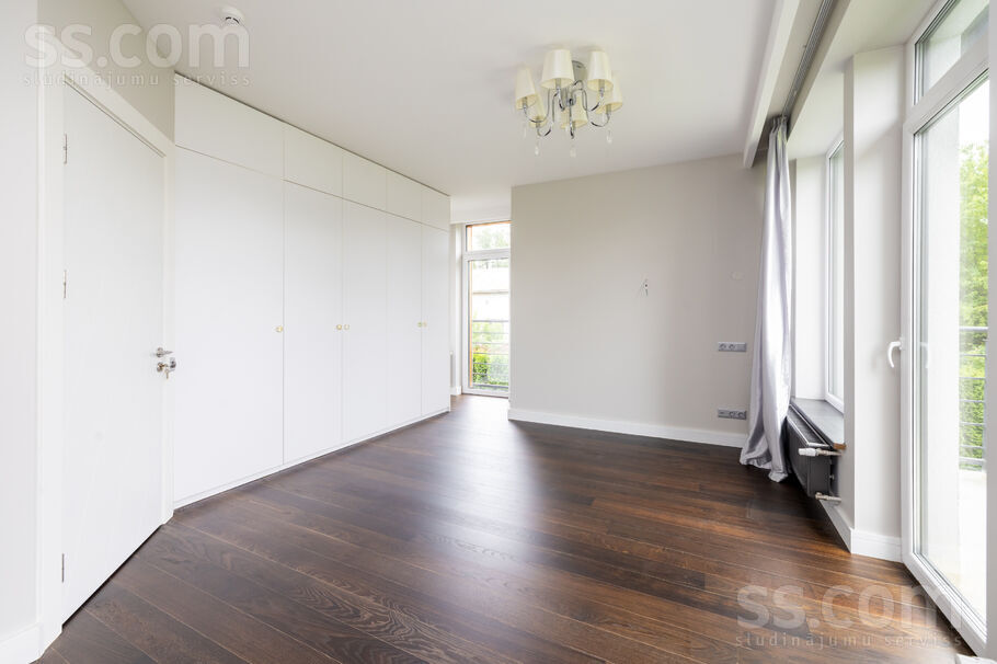 Liepu 6a, Jūrmala — maja