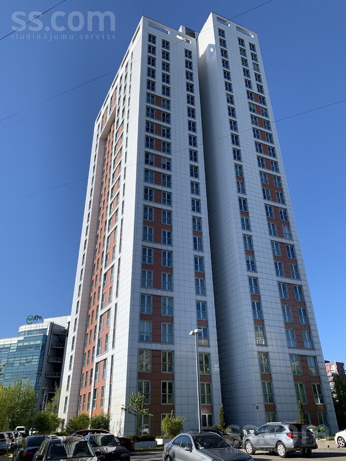 Astras 8/1, Rīga — dzivoklis