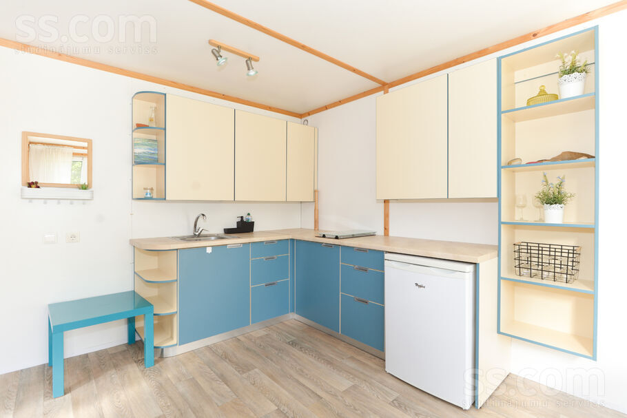 Grants 5, Engure, Tukums un raj., Engures pag. — maja